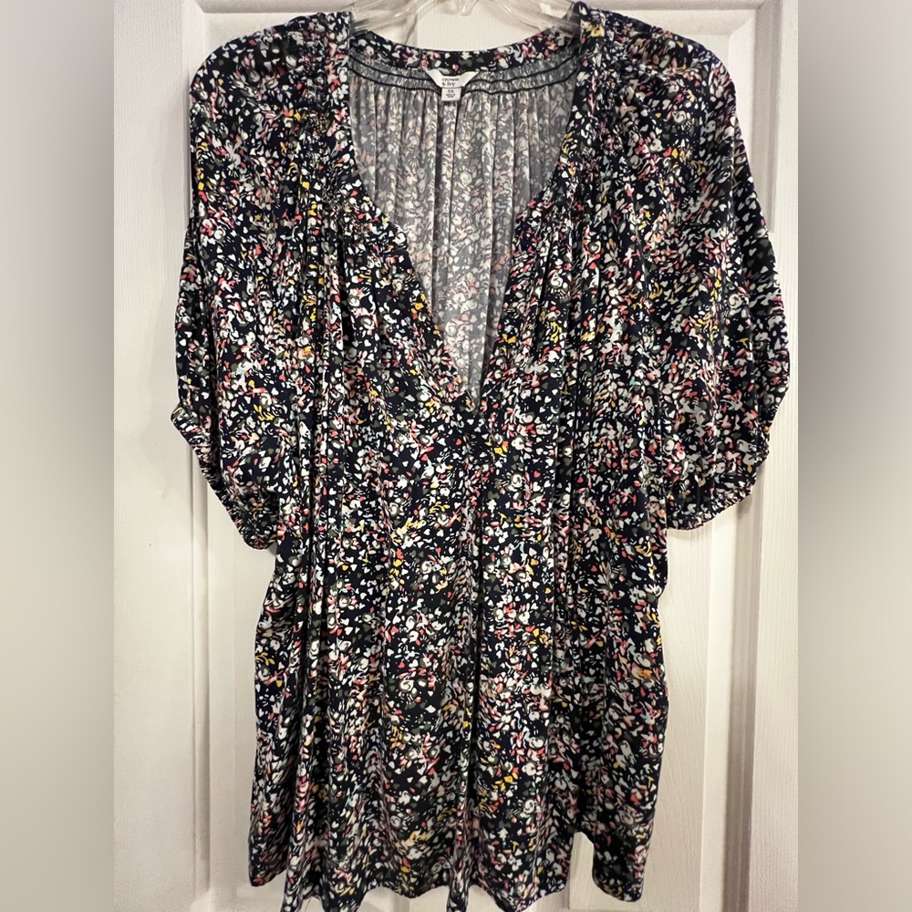 Crown and Ivory Floral Shirt